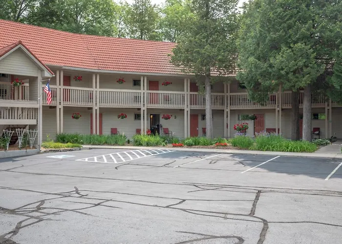 Ridges Inn & Suites